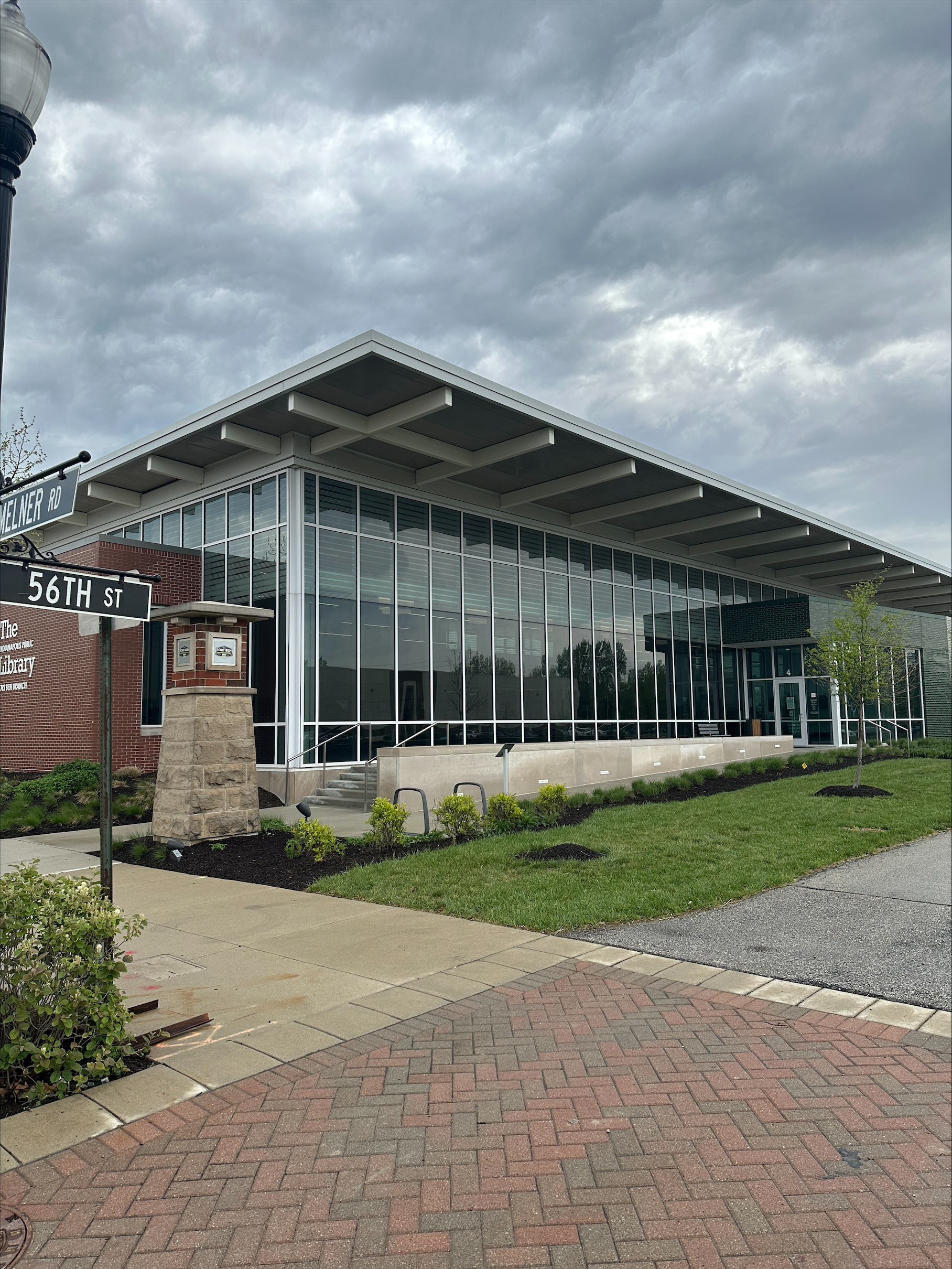 Indianapolis Marion County Public Library - Fort Ben Branch
